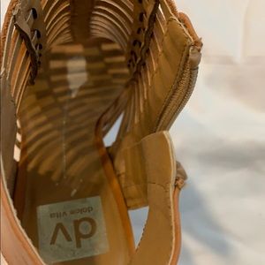 Dolce Vita Shoes - Dolce Vita Cage Style Sandal Dolce Vita Shoes - Dolce Vita Cage Style Sandal